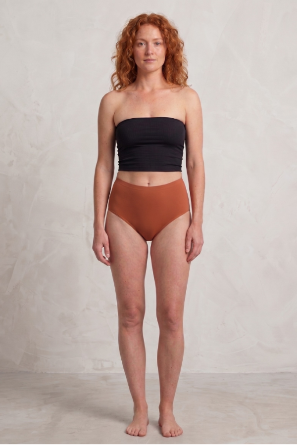 Figa Super · Braga menstrual tiro alto · Terracota